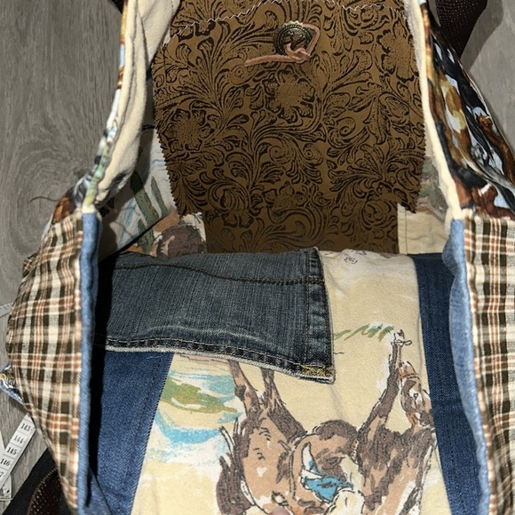 Western Brown and Blue Horse Print Tote Bag - Picture 5 of 9